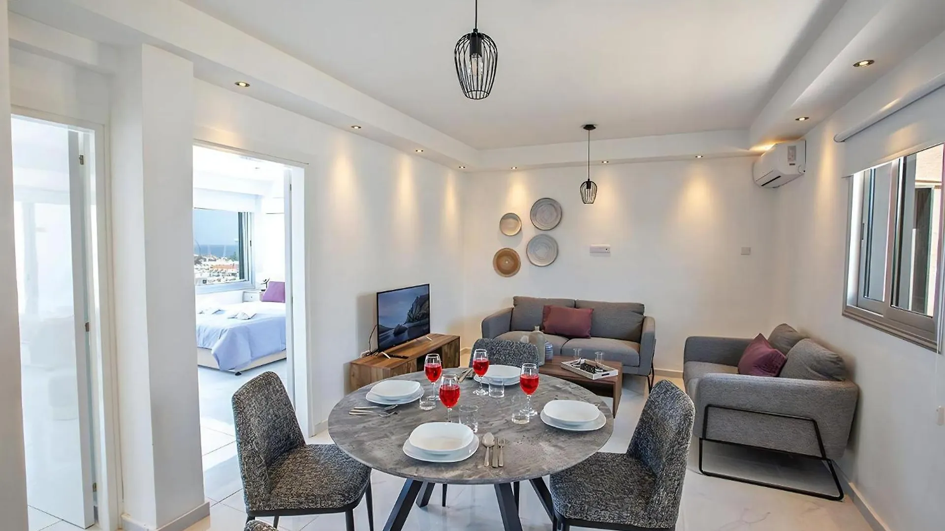 Apt Misia Enas - Modern 2 Bedroom Apartment With Sea Views - Close To Ayia Napa Square